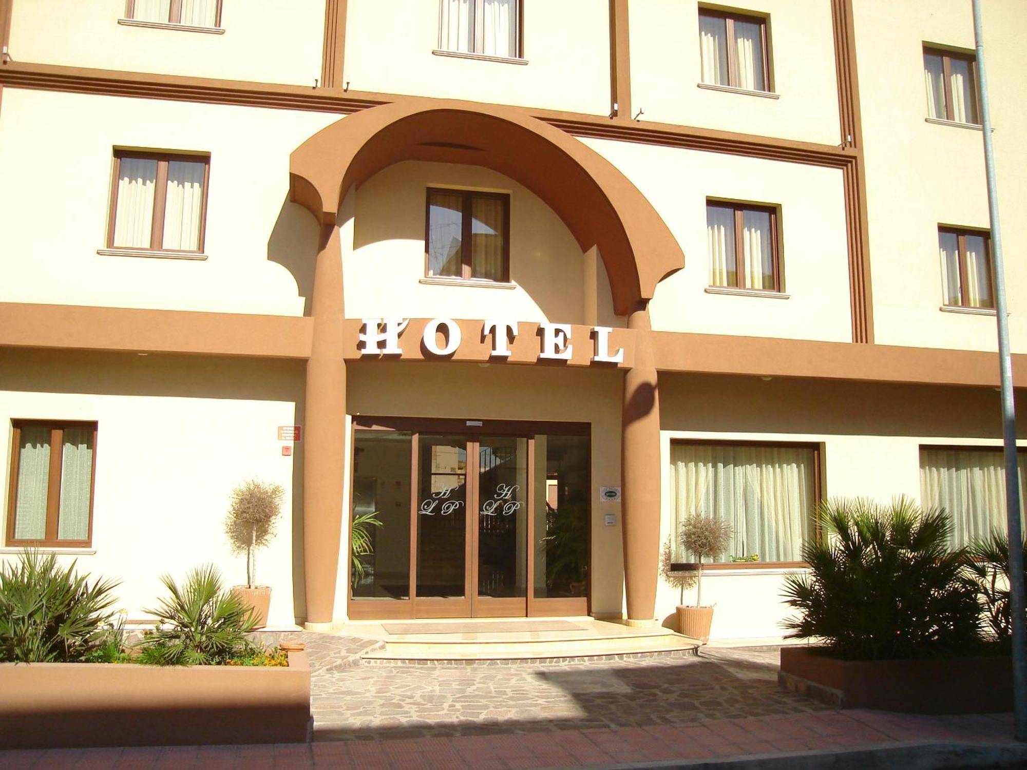 Hotel Le Palme Джоя-Тауро Экстерьер фото